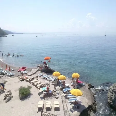 Casa In Riva Al Mare 6 بيت للعطل